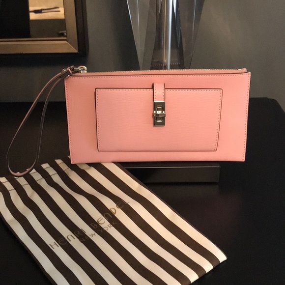 NWOT Henri Bendel wristlet/wallet Never used - Picture 2 of 6